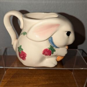 Lenox Vintage Poppies Barnyard  Bunny Mug